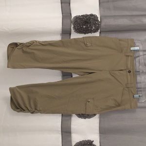 Eddie Bauer Travel capris